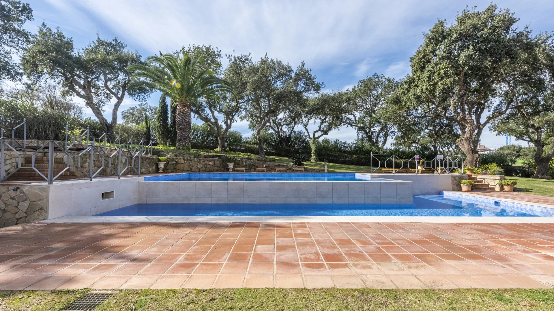 For sale villa with 7 bedrooms in San Roque Club