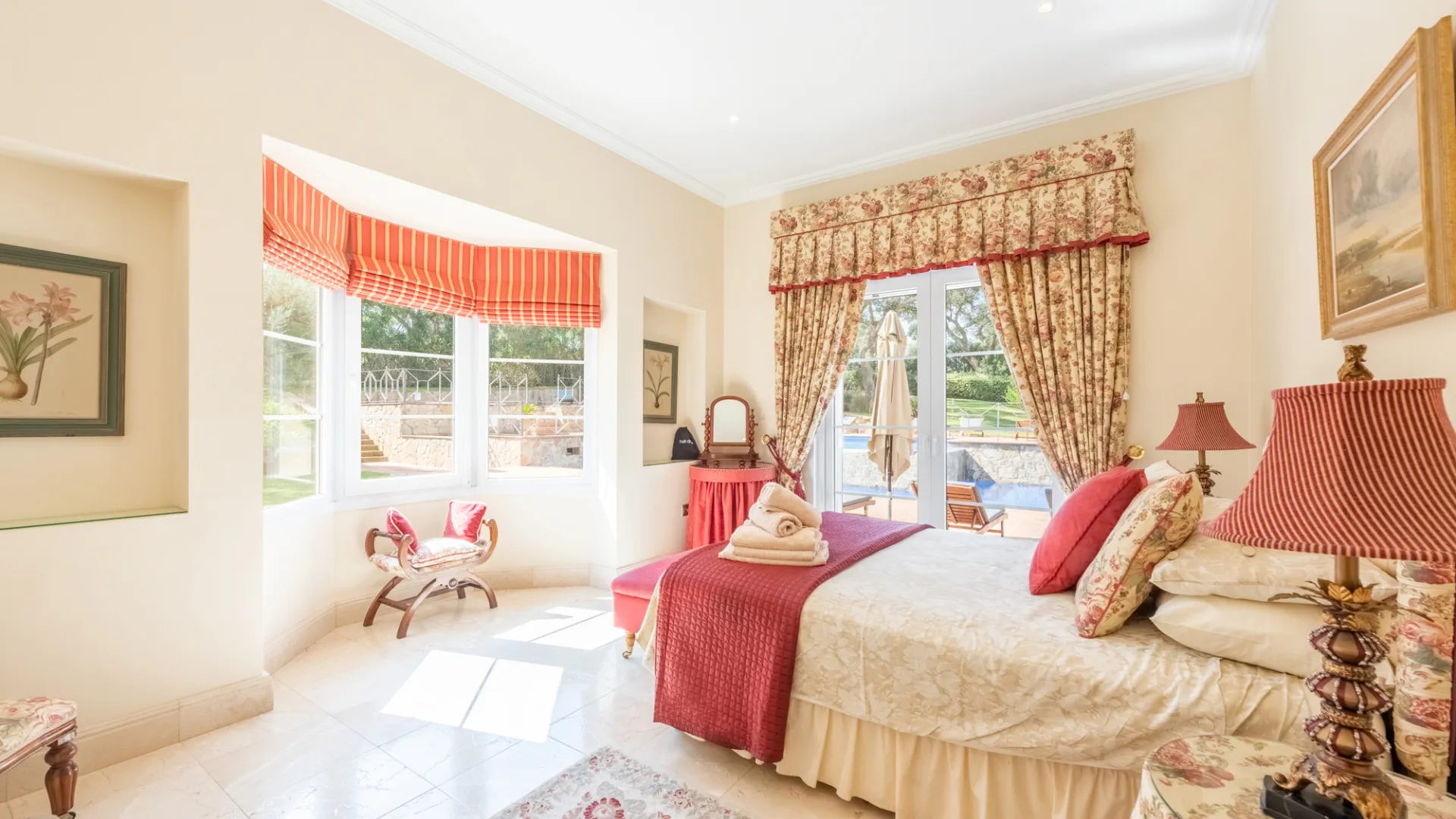 For sale villa with 7 bedrooms in San Roque Club