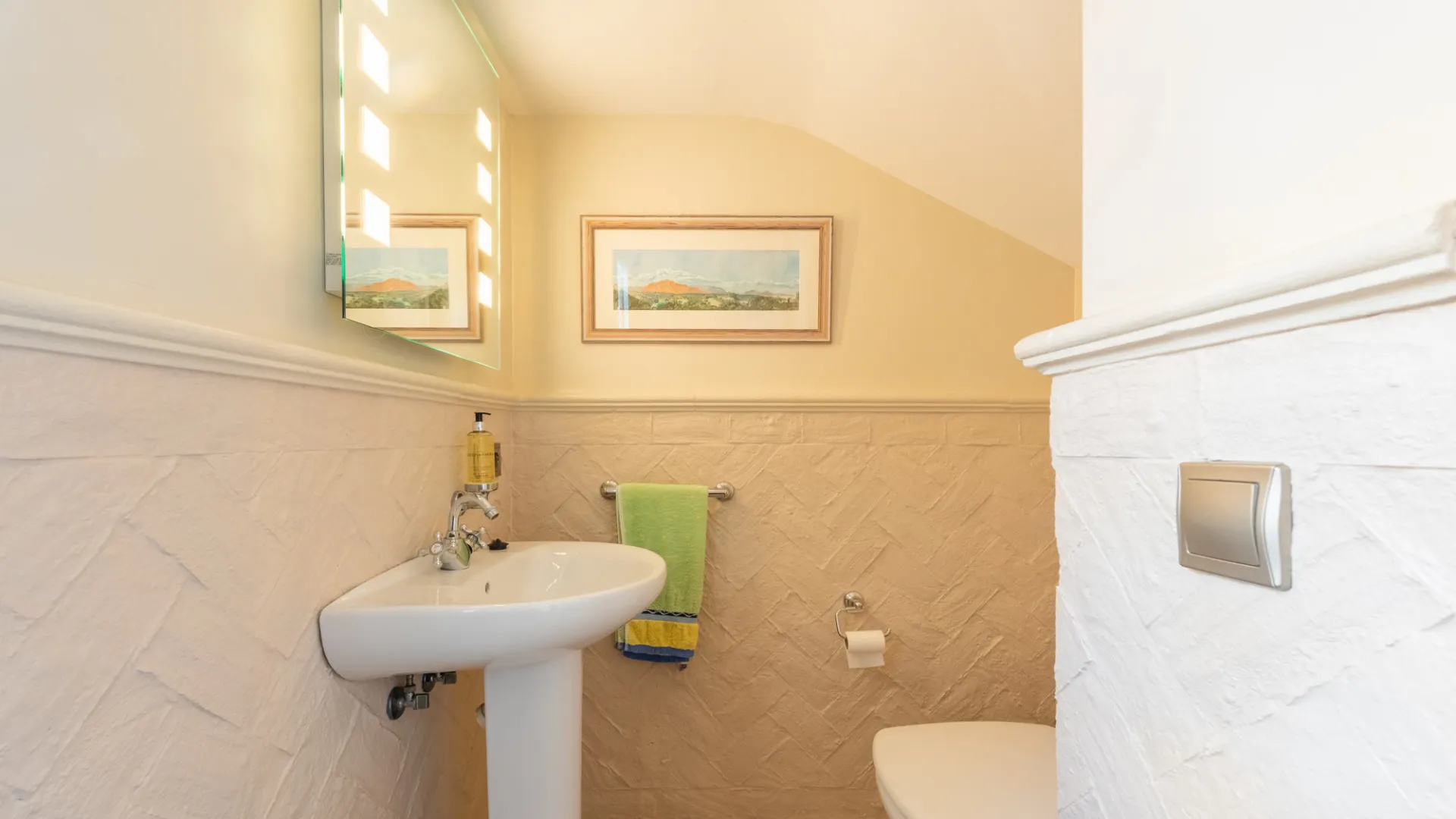 For sale villa with 7 bedrooms in San Roque Club