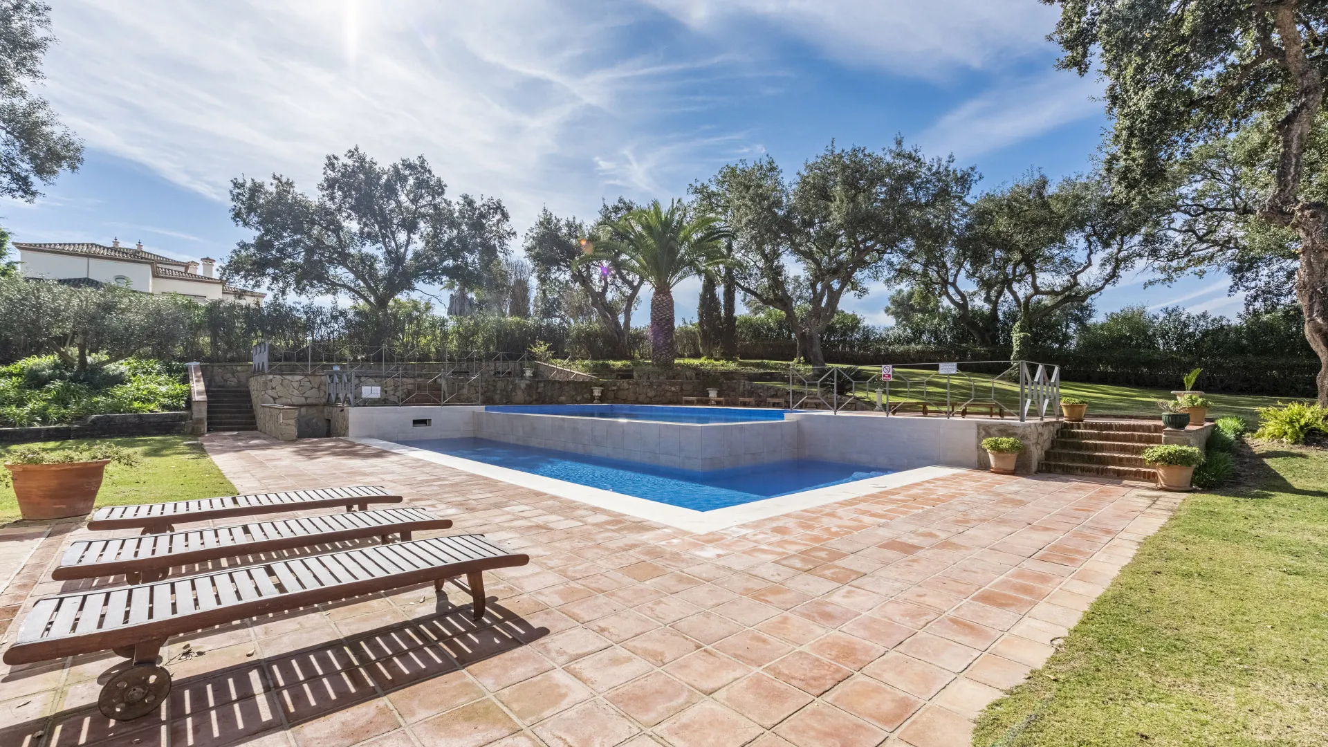 For sale villa with 7 bedrooms in San Roque Club