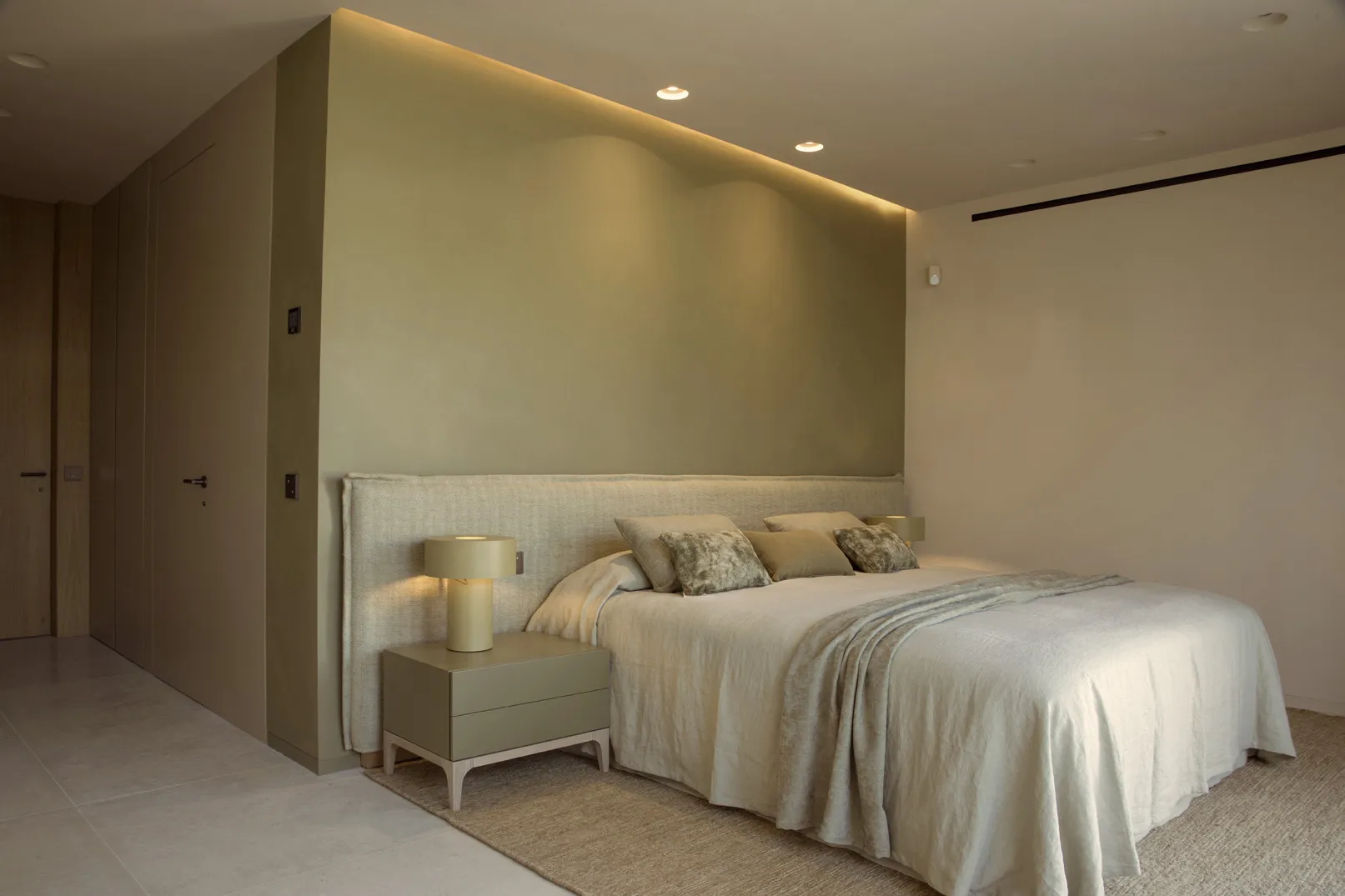 Se vende villa en La Reserva de 8 dormitorios