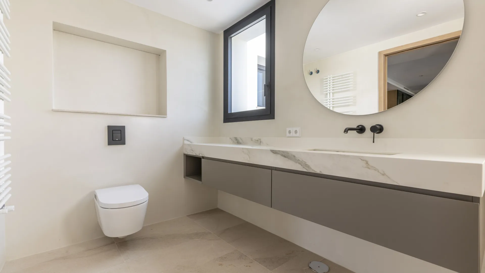 Villa en venta con 8 dormitorios en Almenara