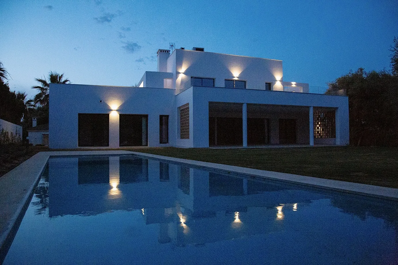 Buy 6 bedrooms villa in Sotogrande Costa Central