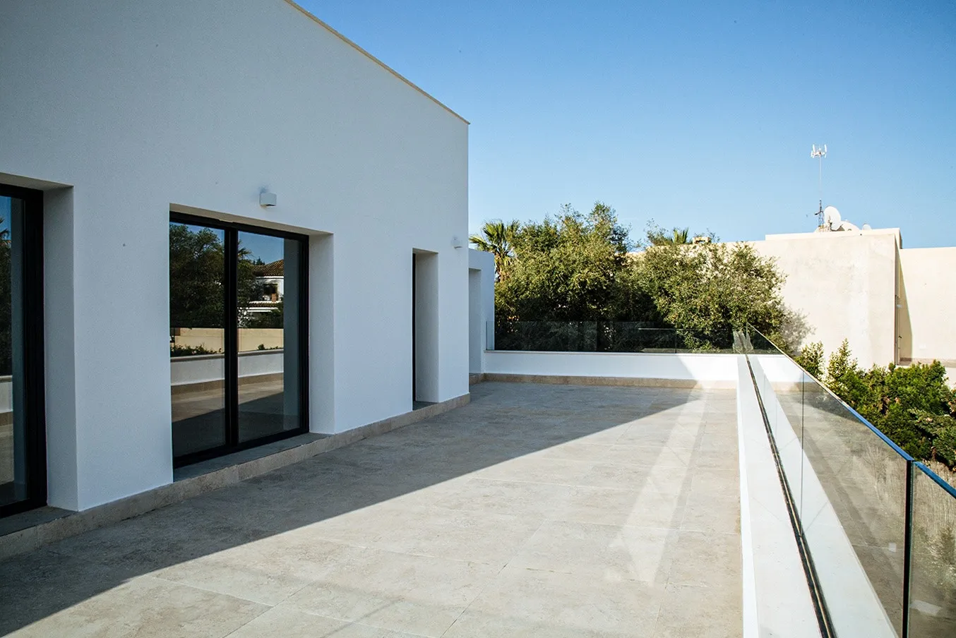 Buy 6 bedrooms villa in Sotogrande Costa Central