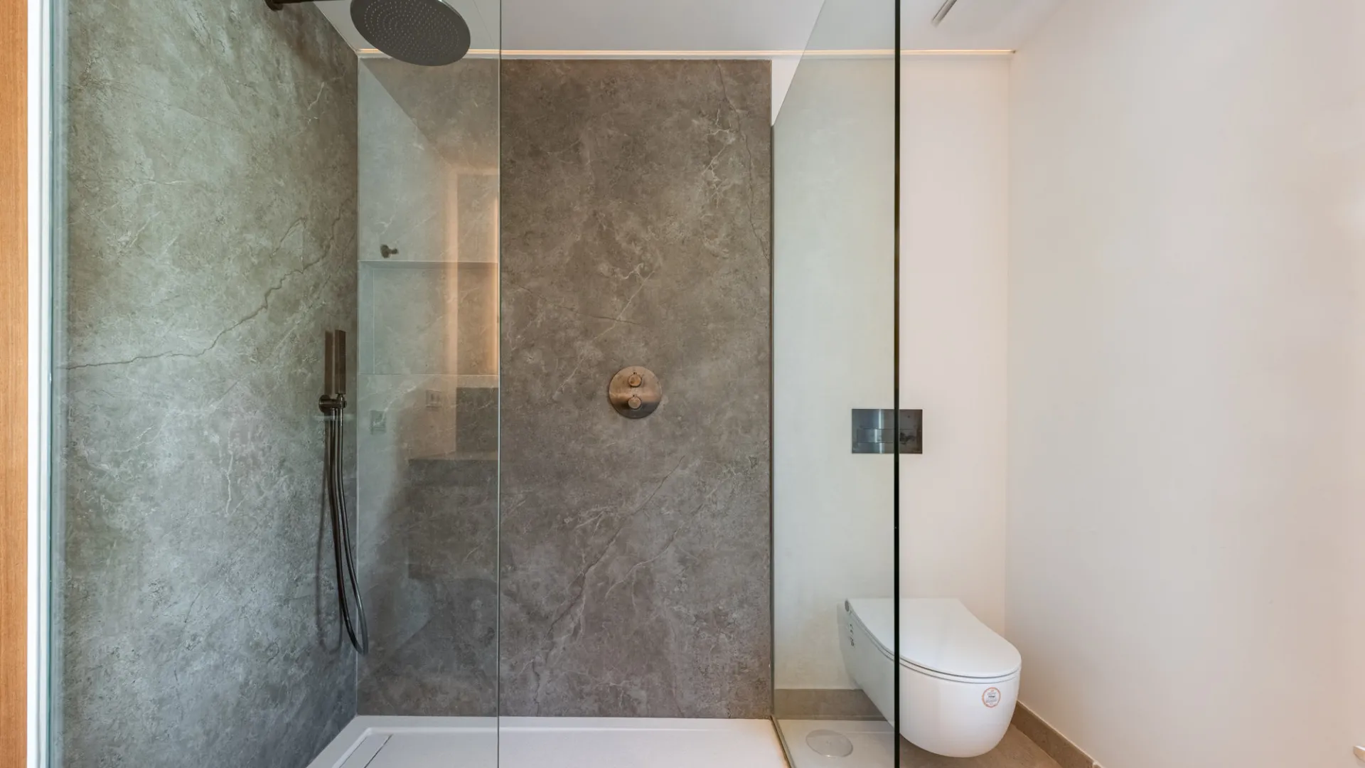 For sale 7 bedrooms villa in Sotogrande Alto Central