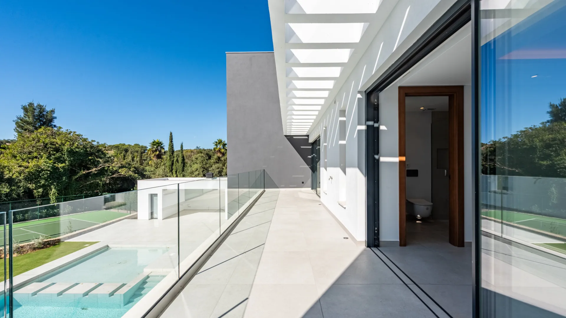 For sale 7 bedrooms villa in Sotogrande Alto Central