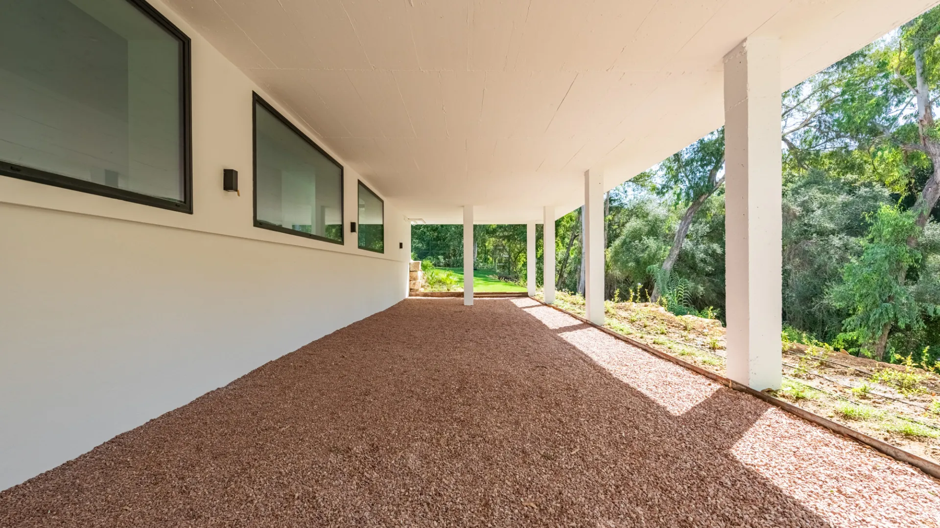 For sale 5 bedrooms villa in Zona F