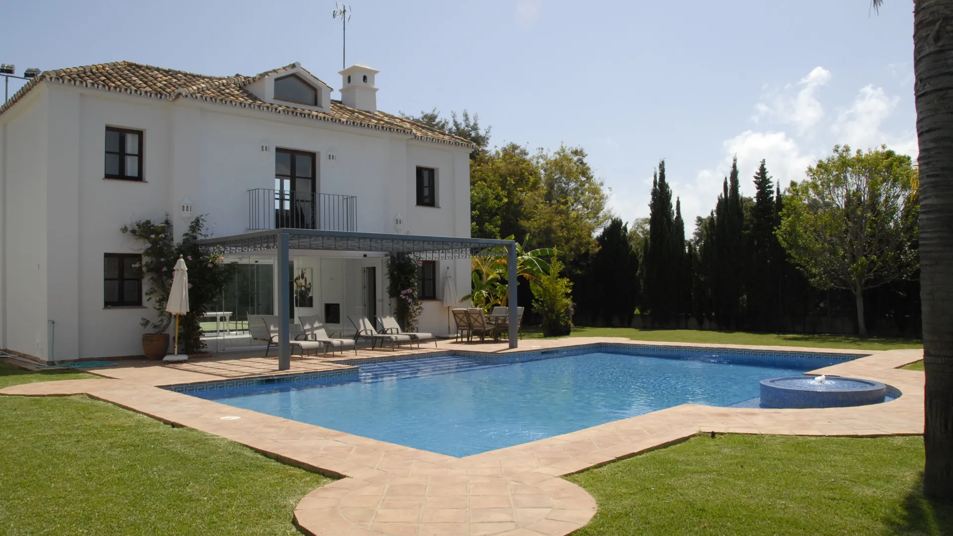 5 bedrooms Guadalmina Baja villa for sale