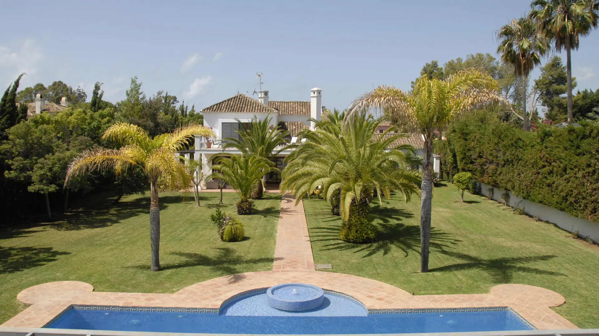 5 bedrooms Guadalmina Baja villa for sale