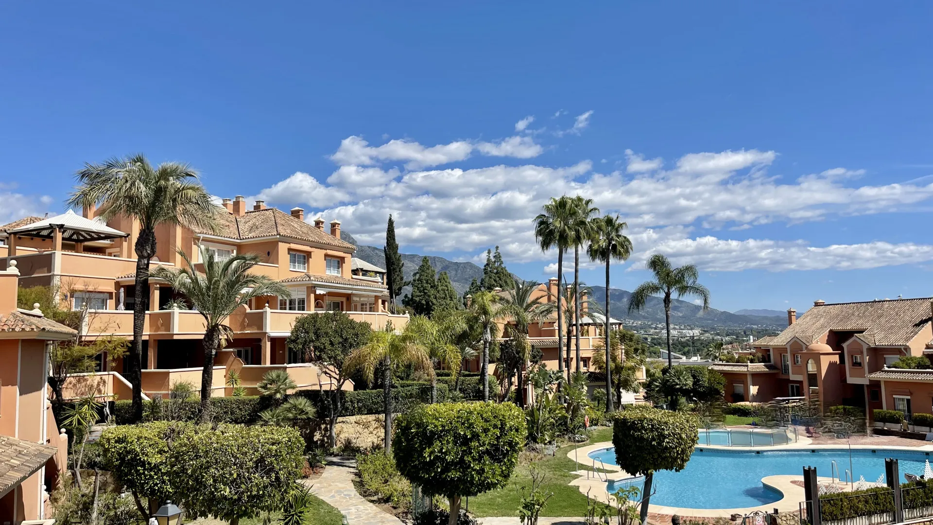 For sale apartment in Andalucia Alta