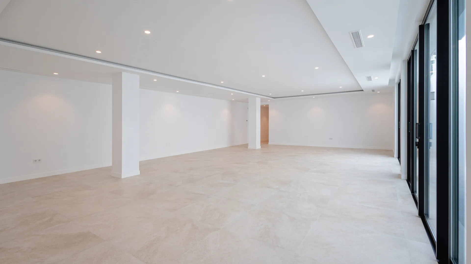 For sale Nueva Andalucia 4 bedrooms villa