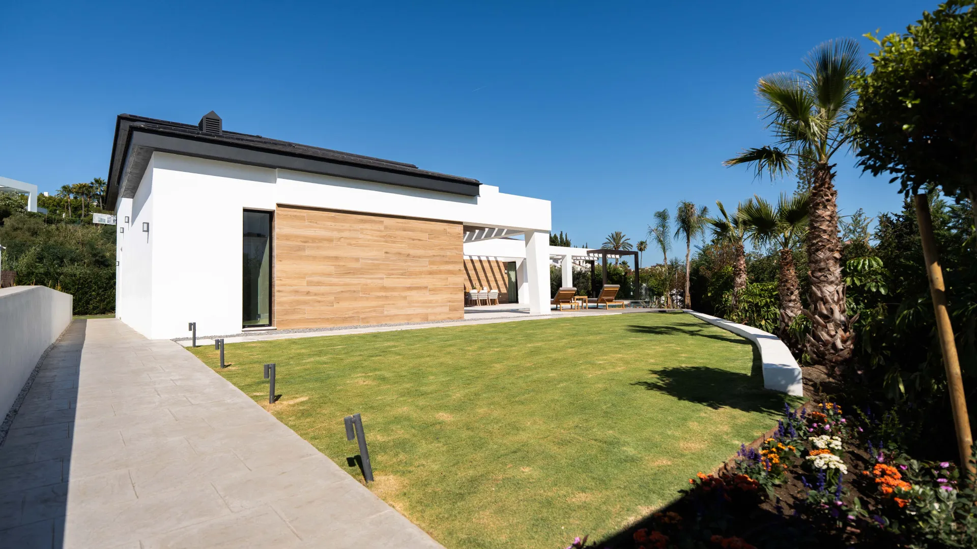 For sale Nueva Andalucia 4 bedrooms villa