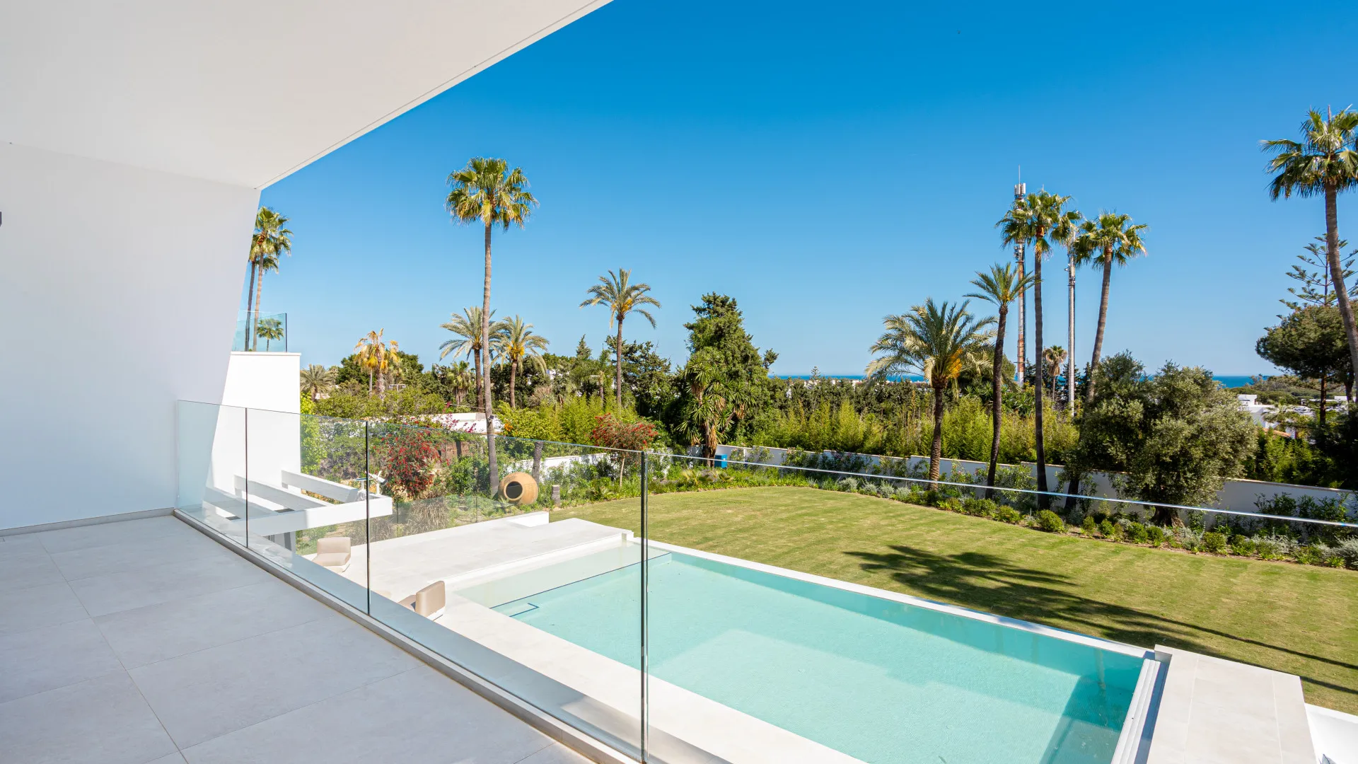 Villa for sale in Paraiso Medio with 4 bedrooms