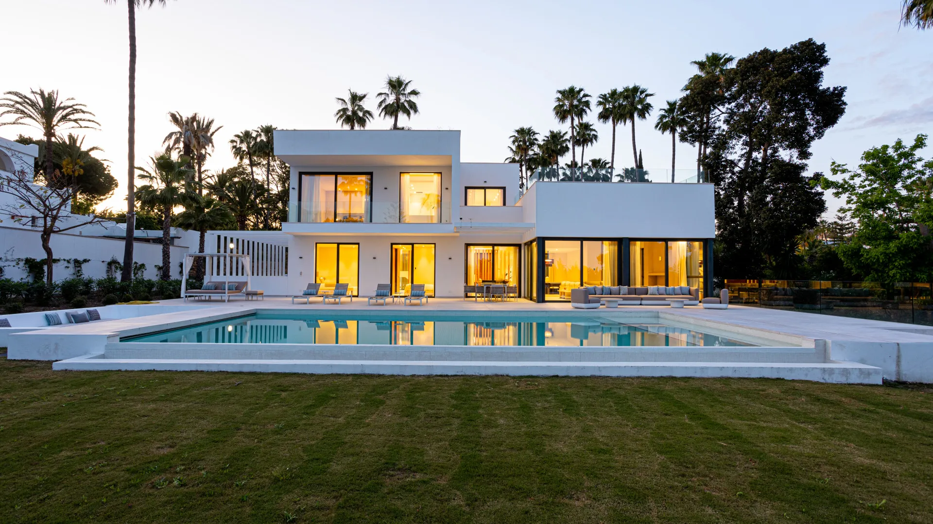 Villa for sale in Paraiso Medio with 4 bedrooms