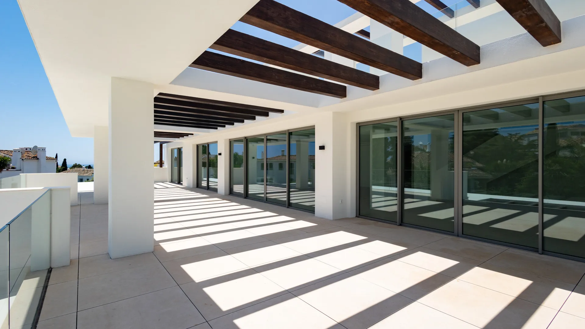 Duplex penthouse for sale in Señorio de Marbella