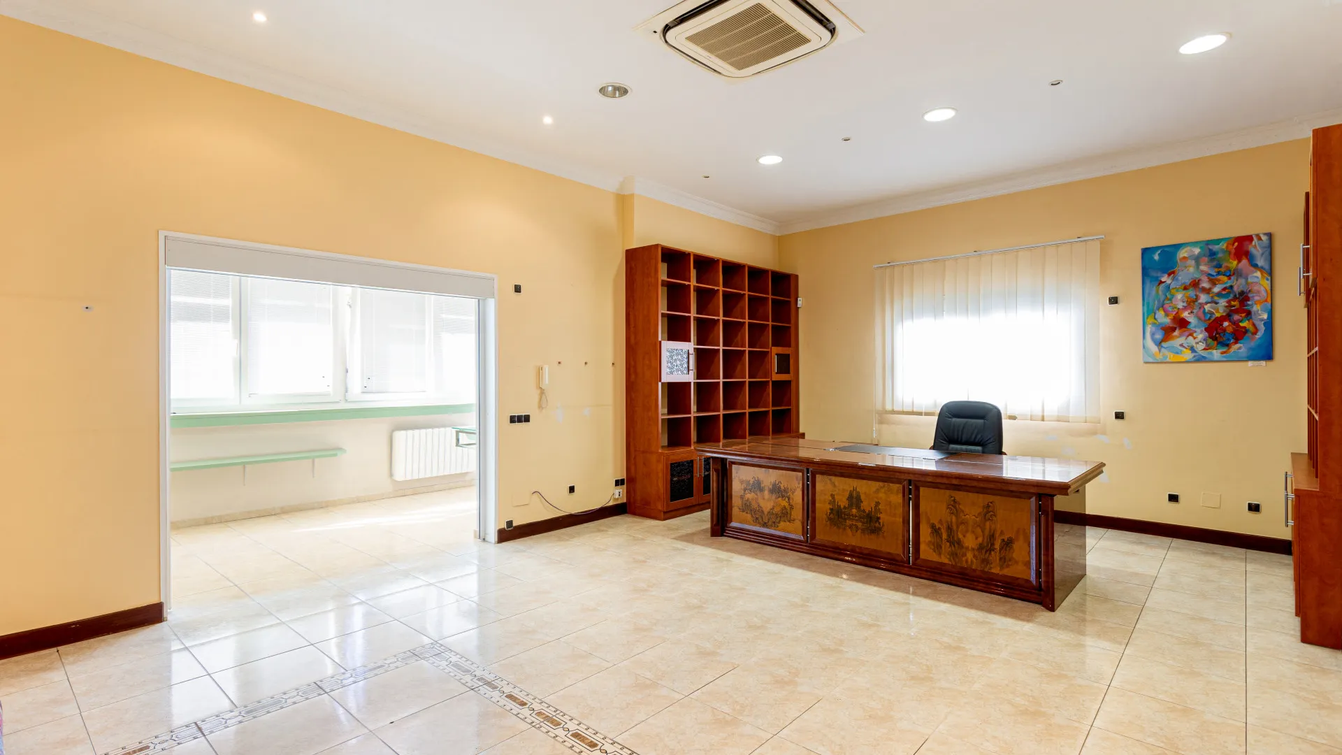 Se vende local comercial en Marbella Centro