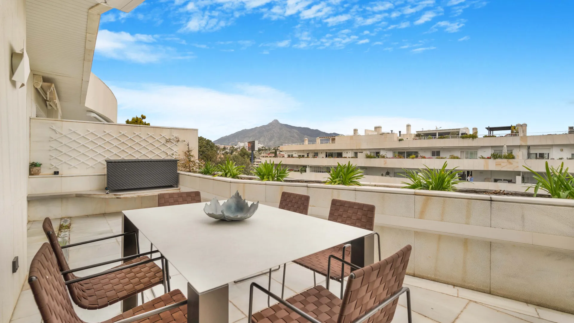 Comprar atico duplex en El Embrujo Banús con 4 dormitorios