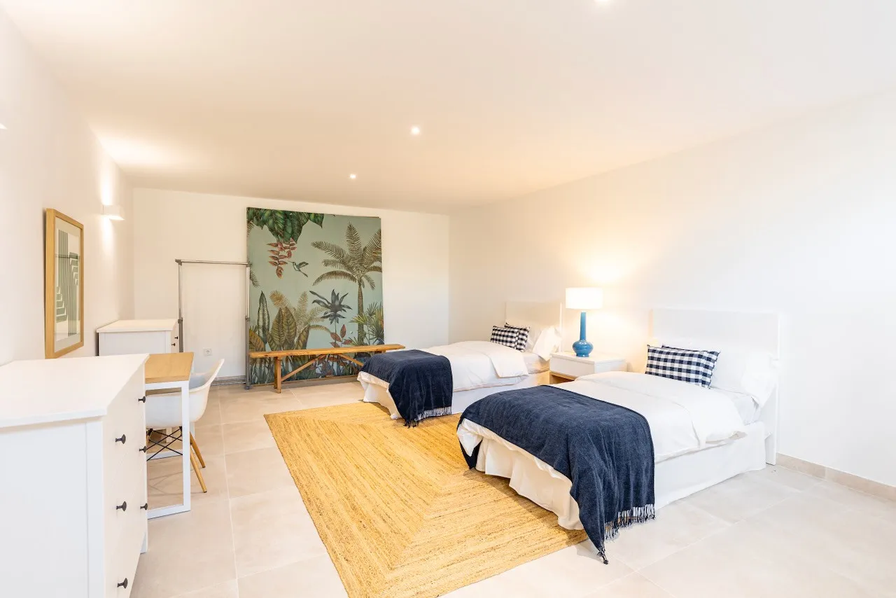 For sale Valdeolletas villa with 4 bedrooms