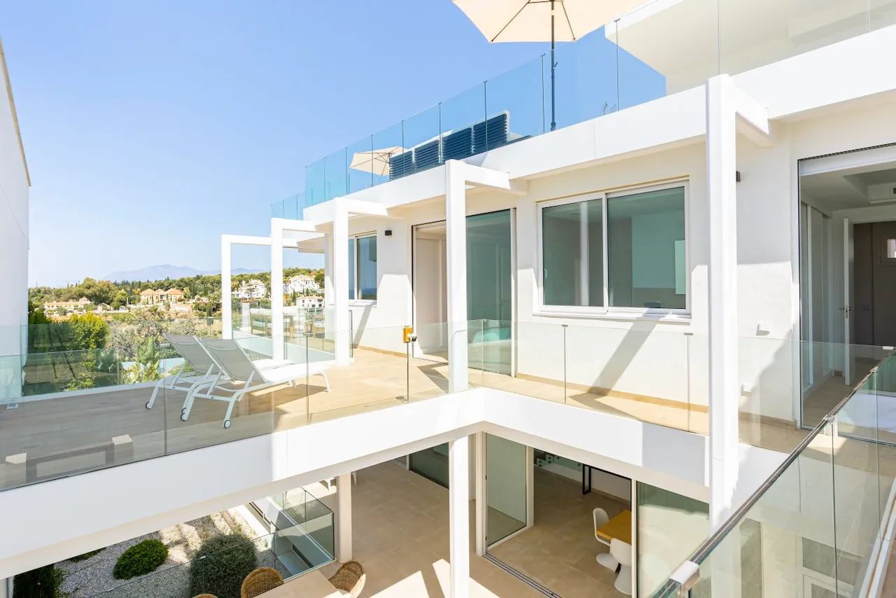 For sale Valdeolletas villa with 4 bedrooms