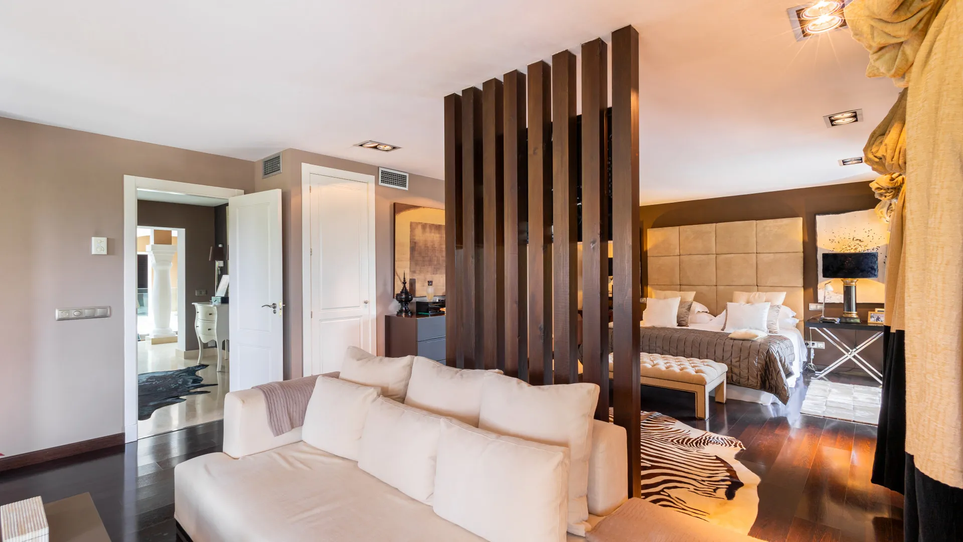 For sale villa in Los Monteros