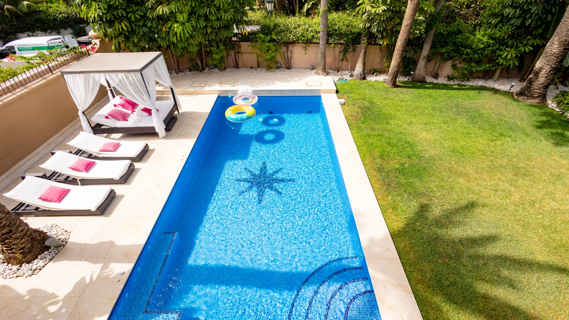 For sale villa in Los Monteros