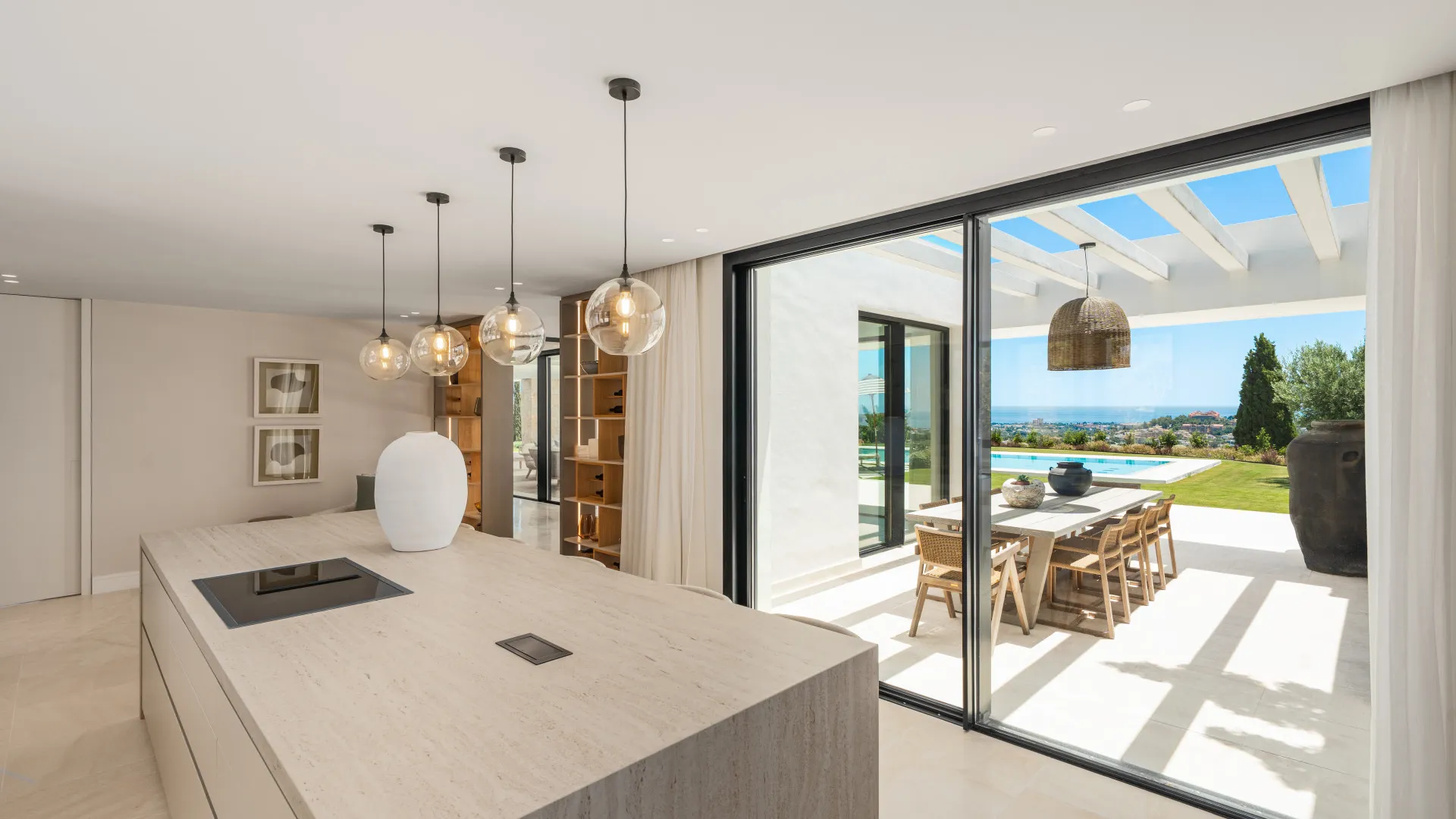 Villa in El Herrojo for sale