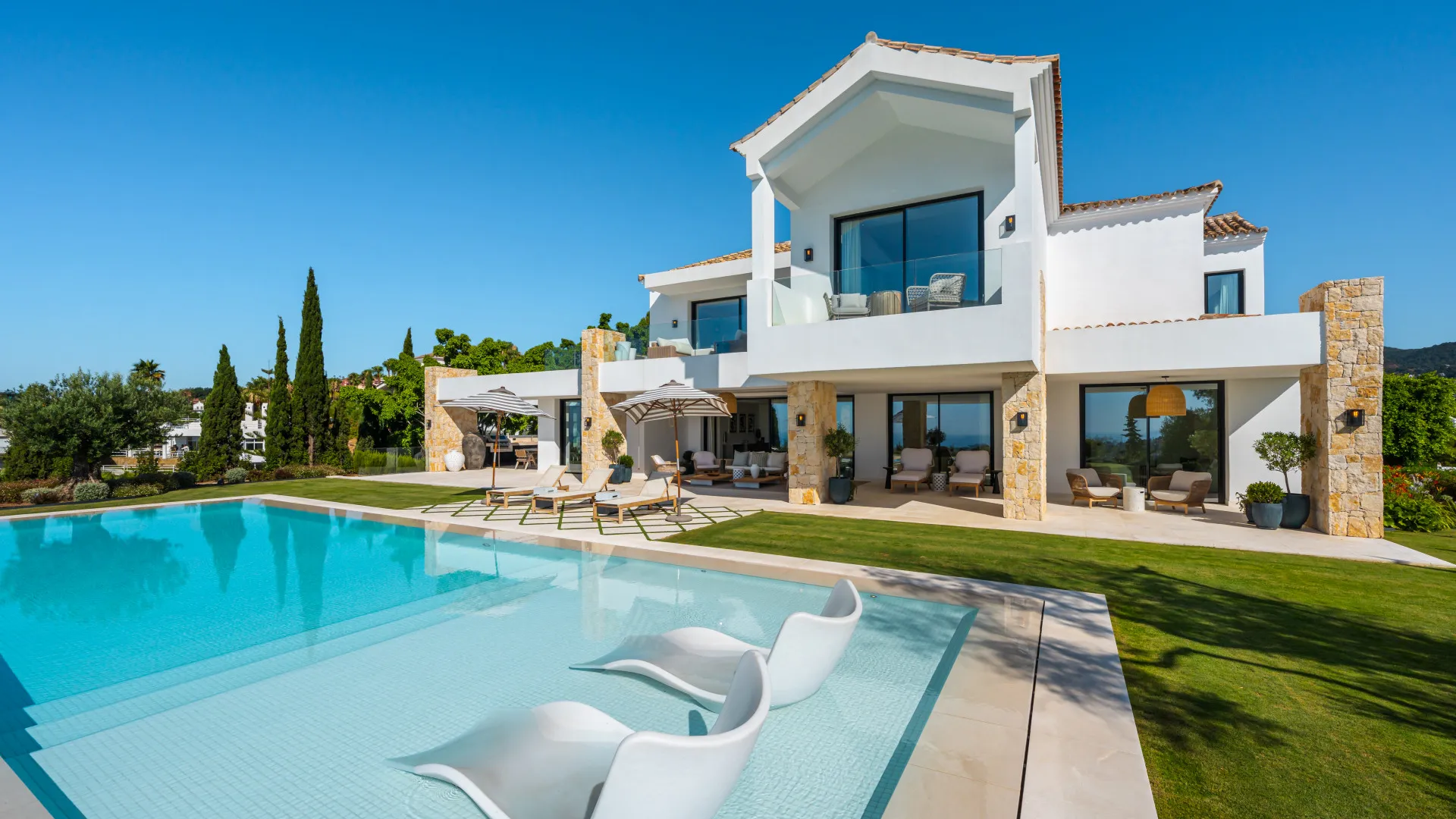 Villa in El Herrojo for sale
