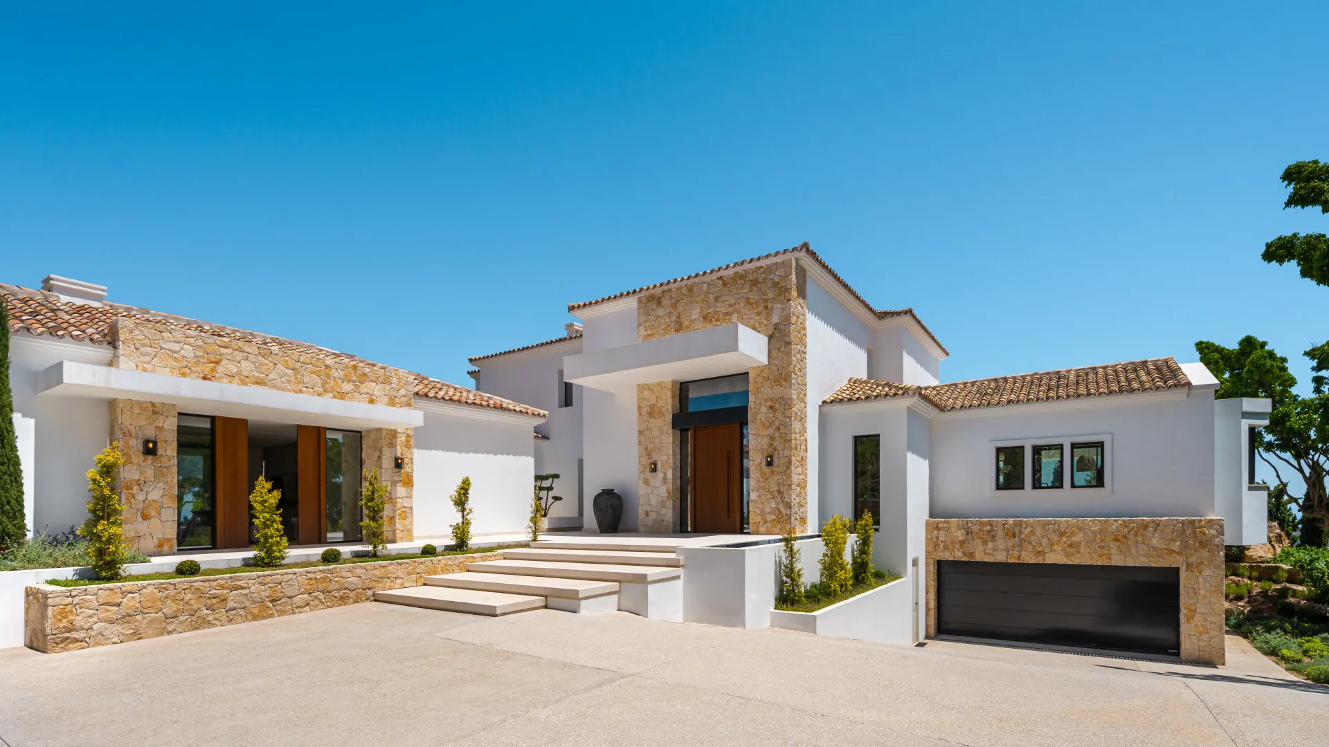 Villa in El Herrojo for sale