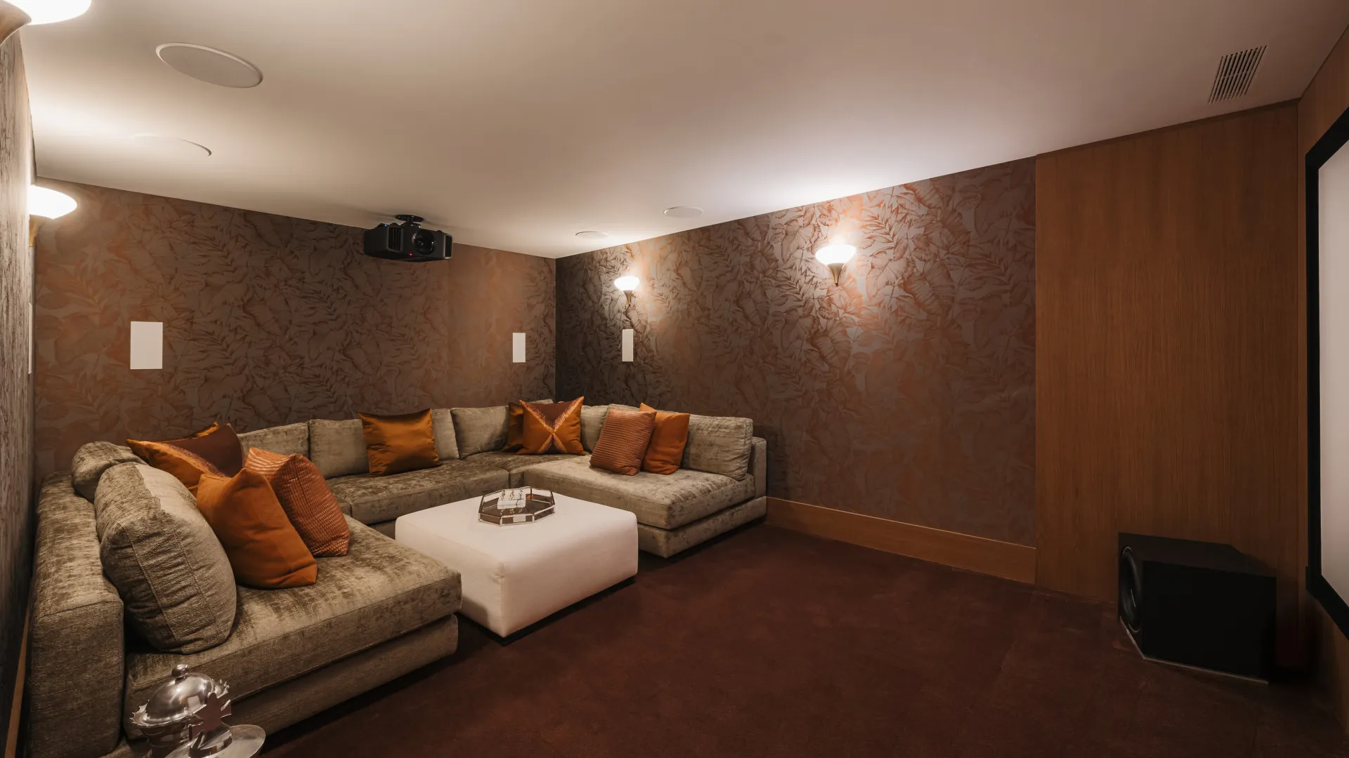 Villa in El Herrojo for sale