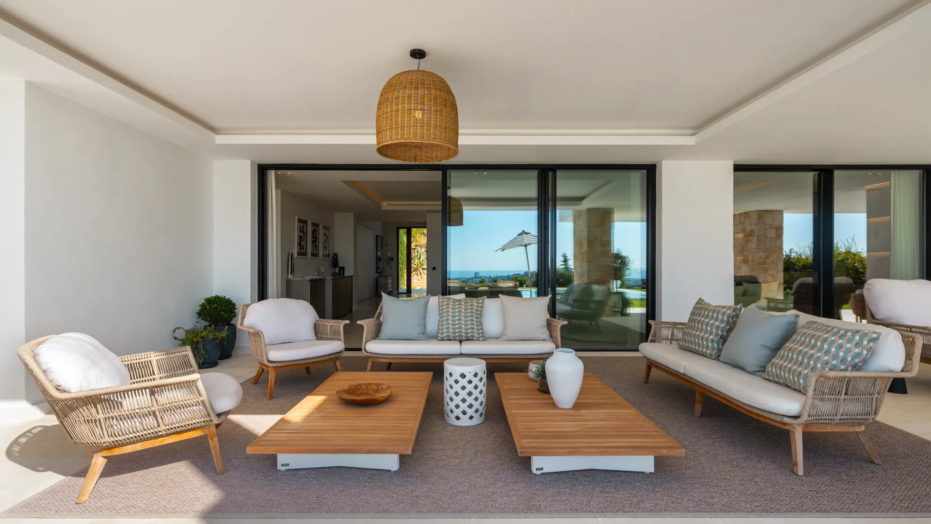 Villa in El Herrojo for sale
