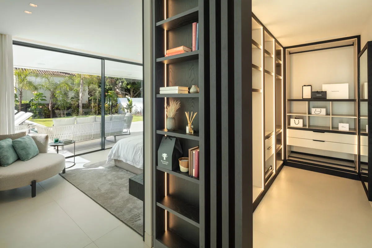 Villa en venta de 5 dormitorios en Nueva Andalucia