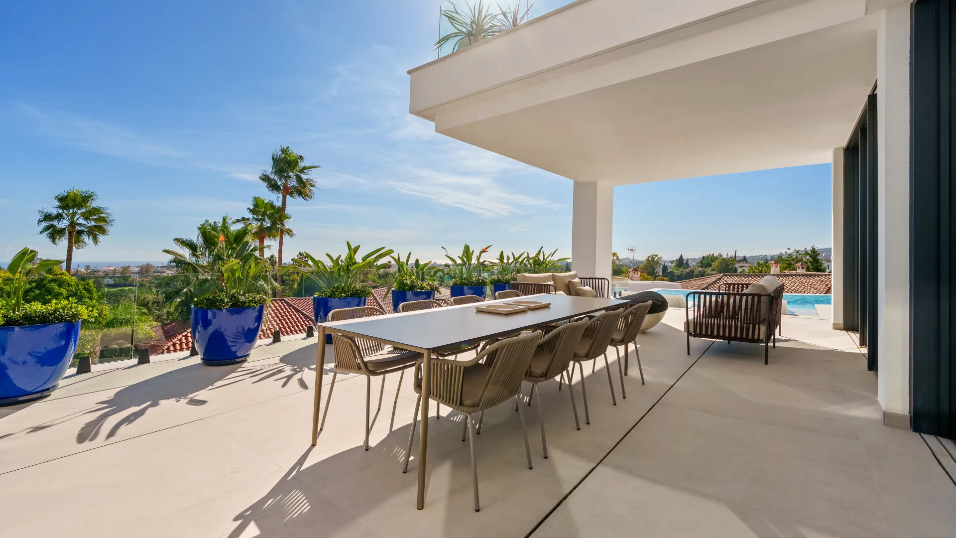 5 bedrooms villa for sale in La Quinta