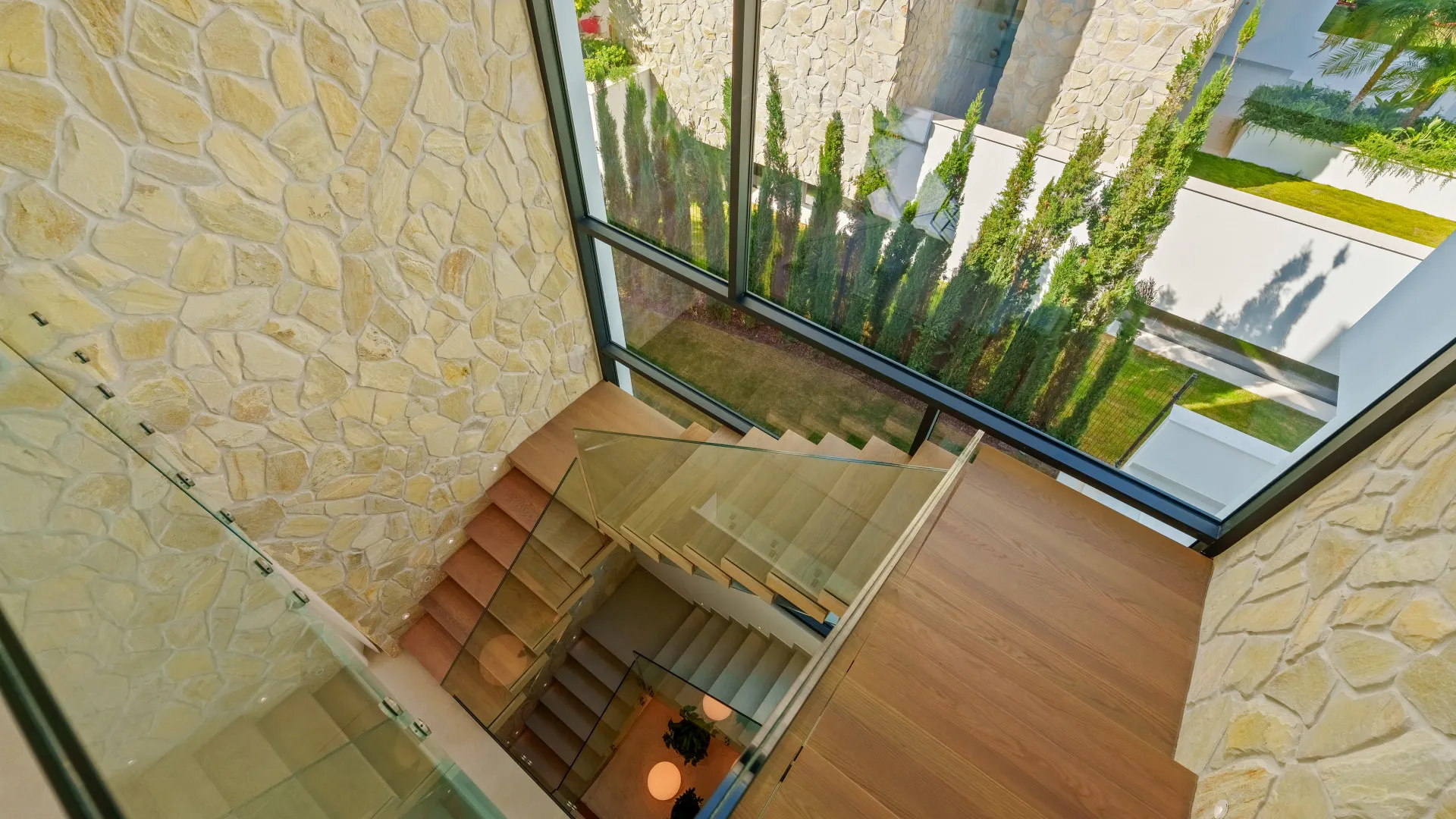 5 bedrooms villa for sale in La Quinta