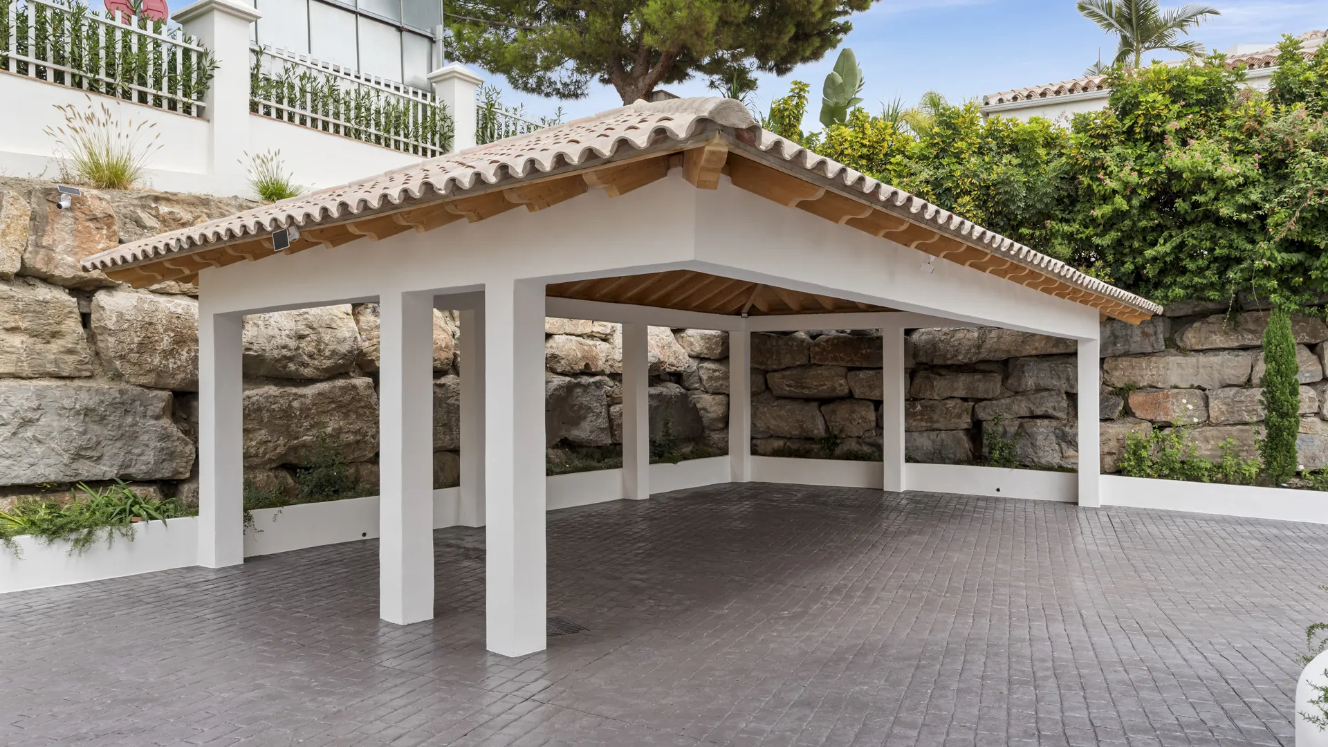 For sale La Alqueria villa with 4 bedrooms