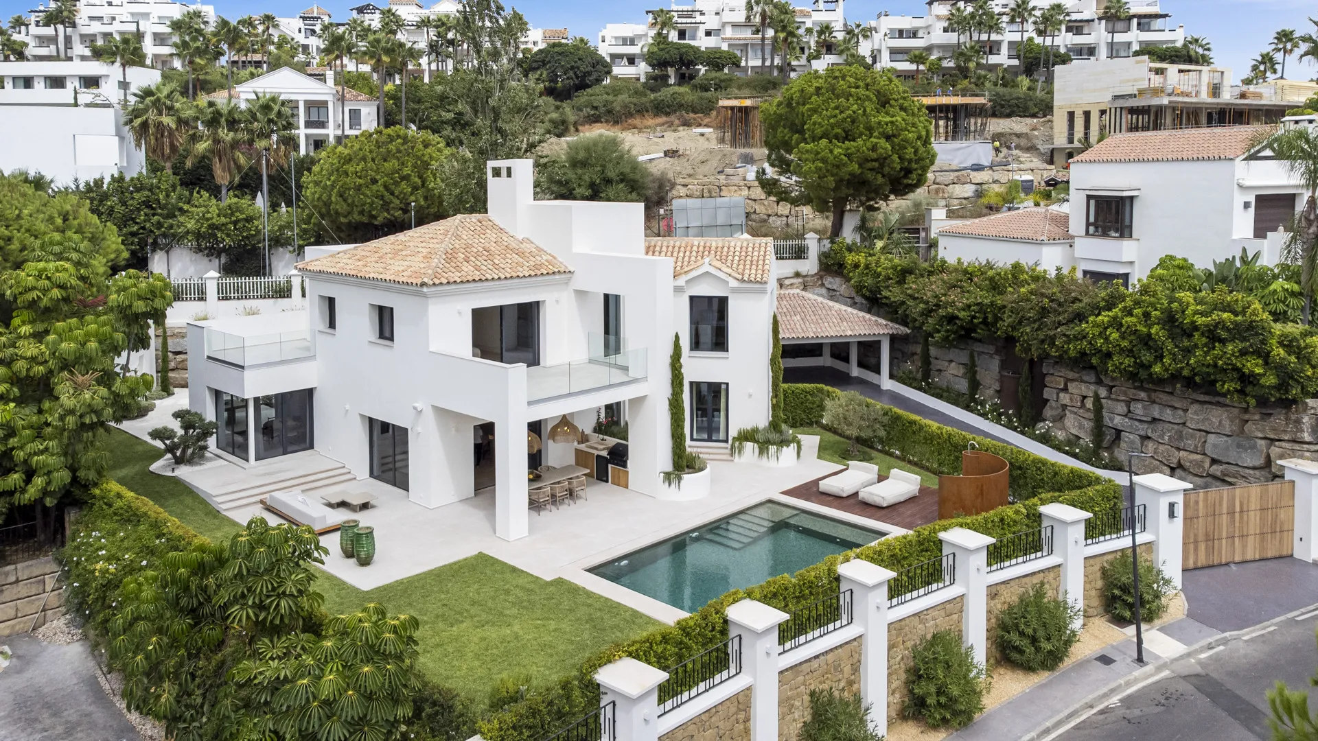 For sale La Alqueria villa with 4 bedrooms
