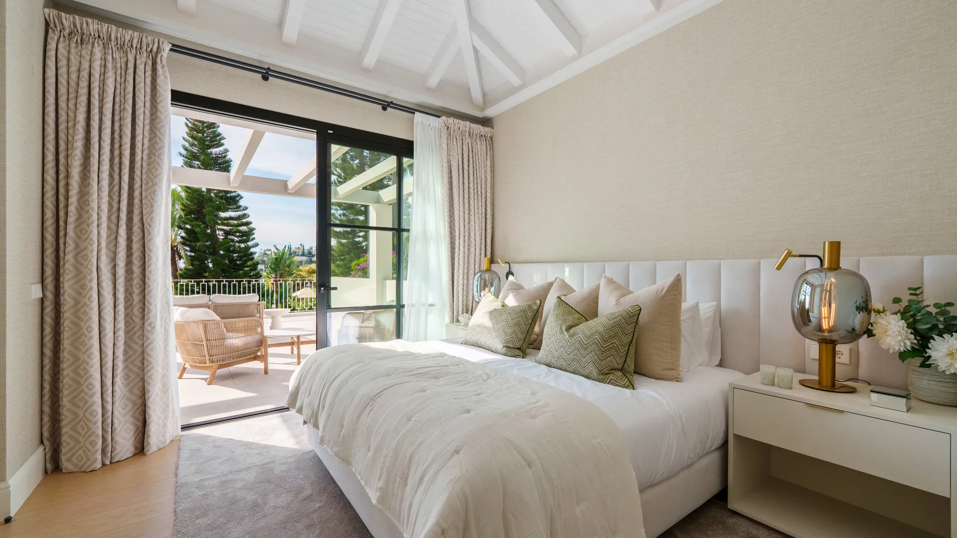 5 bedrooms villa in La Quinta for sale