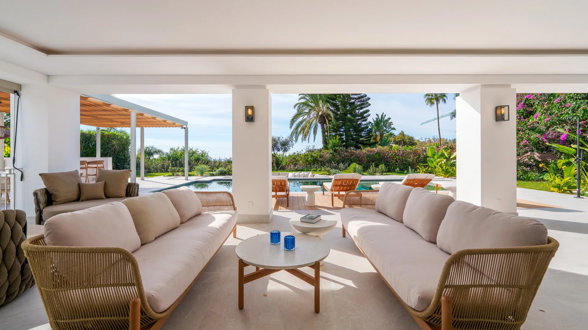 5 bedrooms villa in La Quinta for sale