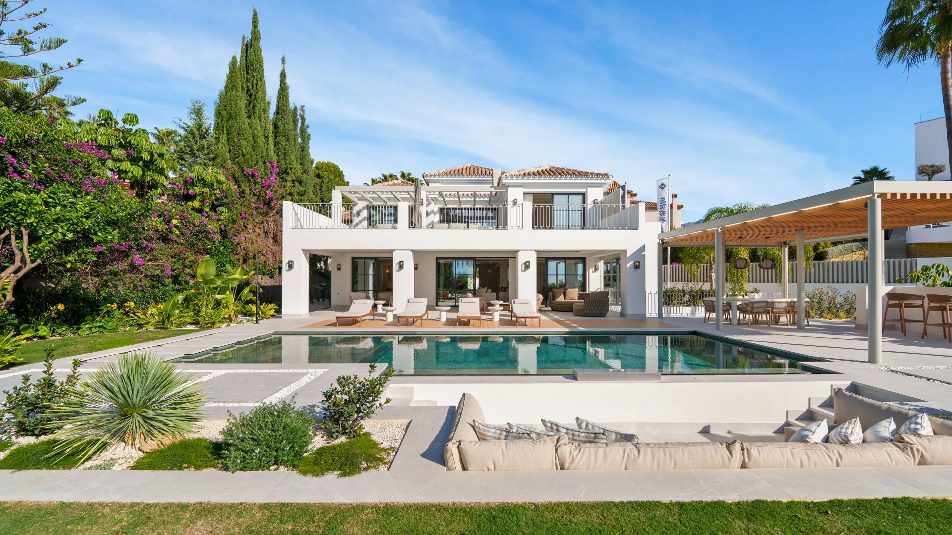 5 bedrooms villa in La Quinta for sale