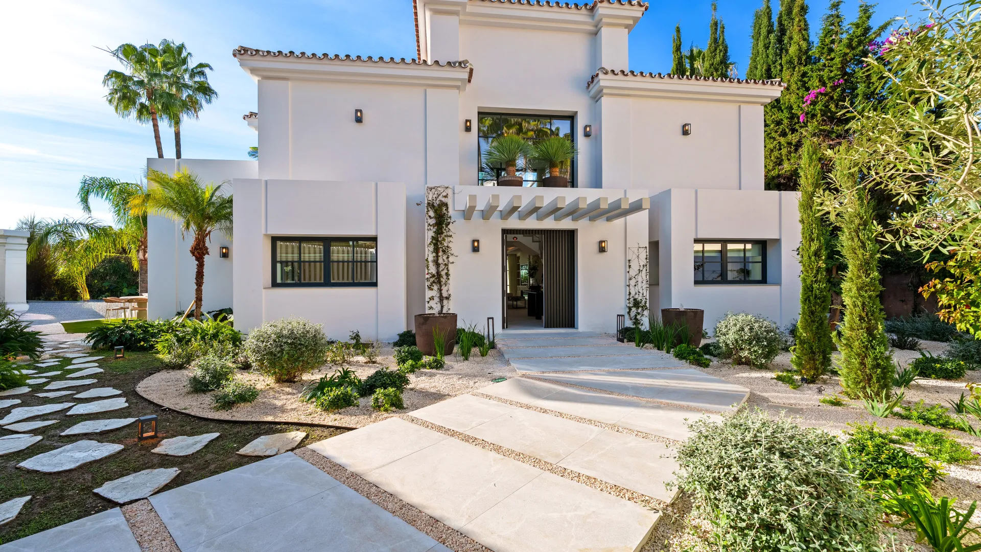 5 bedrooms villa in La Quinta for sale
