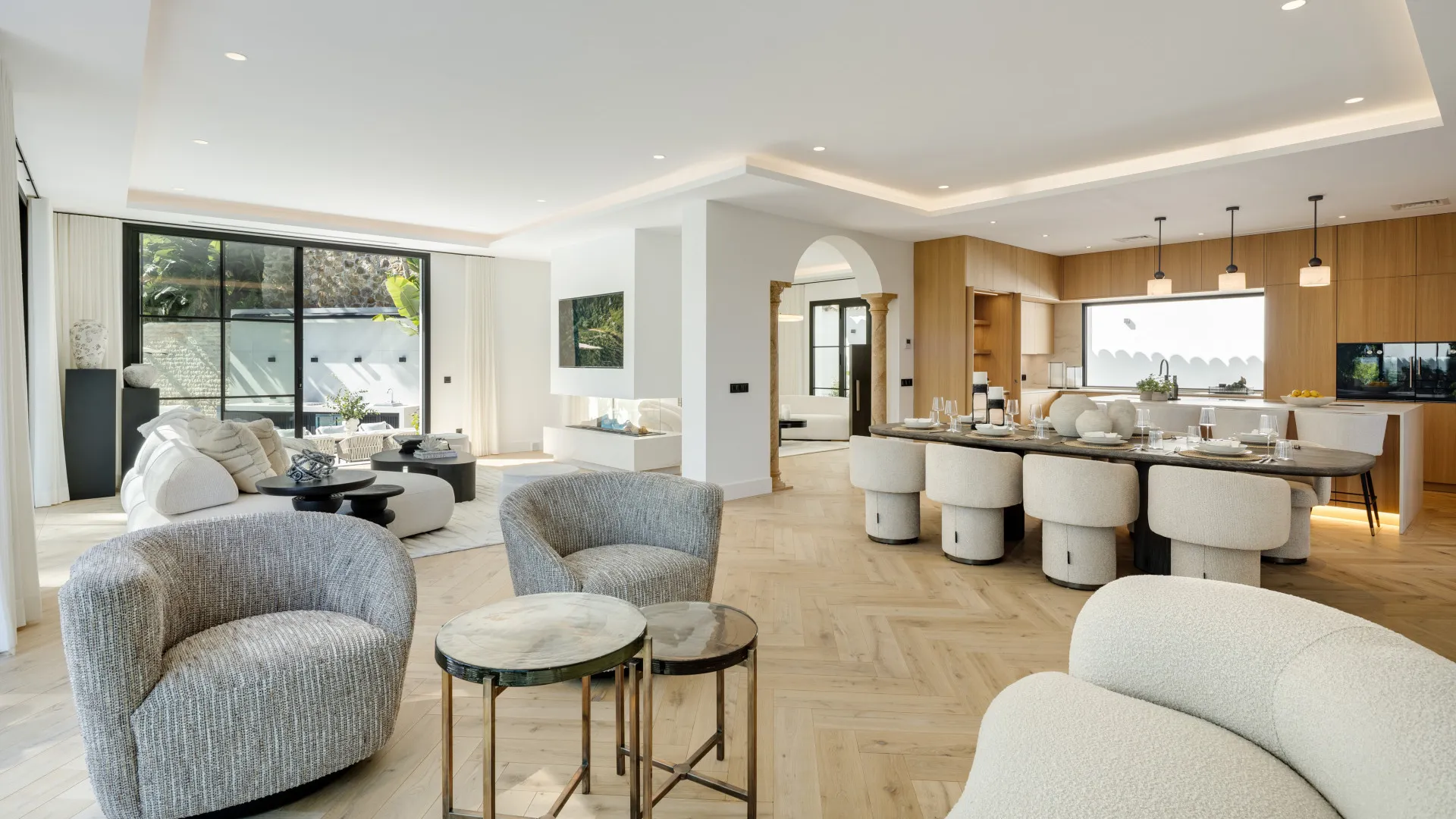 Villa de 5 dormitorios a la venta en El Herrojo