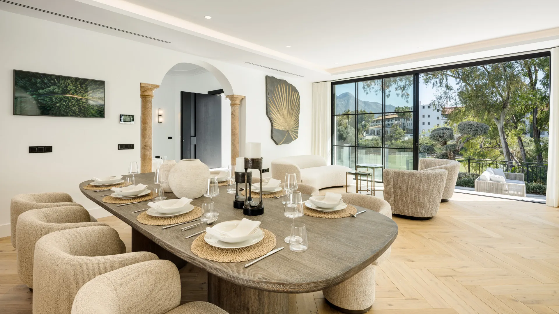 Villa de 5 dormitorios a la venta en El Herrojo