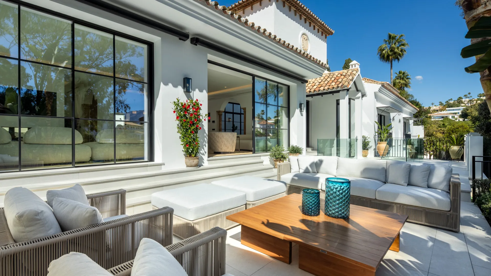 Villa de 5 dormitorios a la venta en El Herrojo