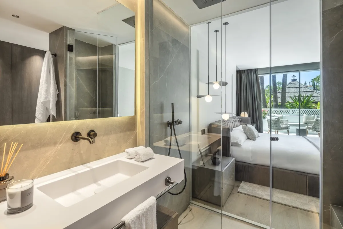 Se vende apartamento planta baja en Puente Romano