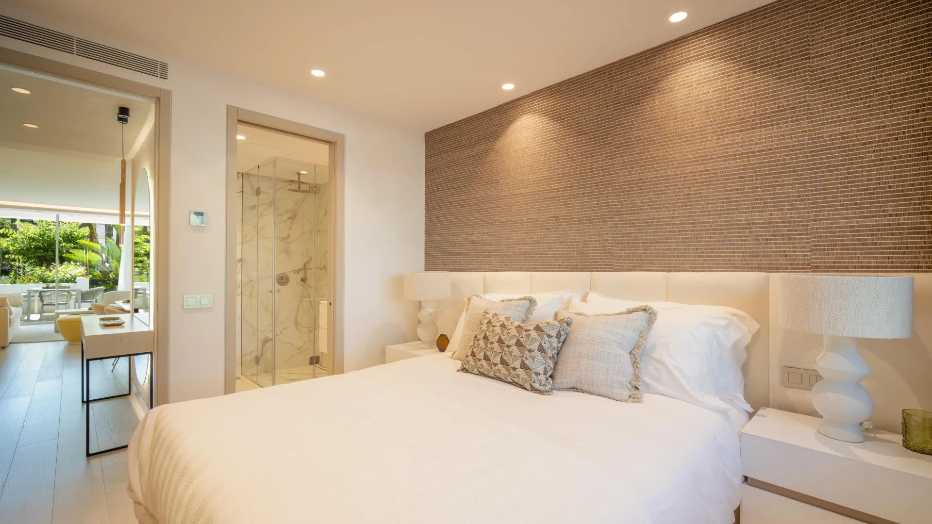 Buy apartment in Marina Puente Romano with 3 bedrooms