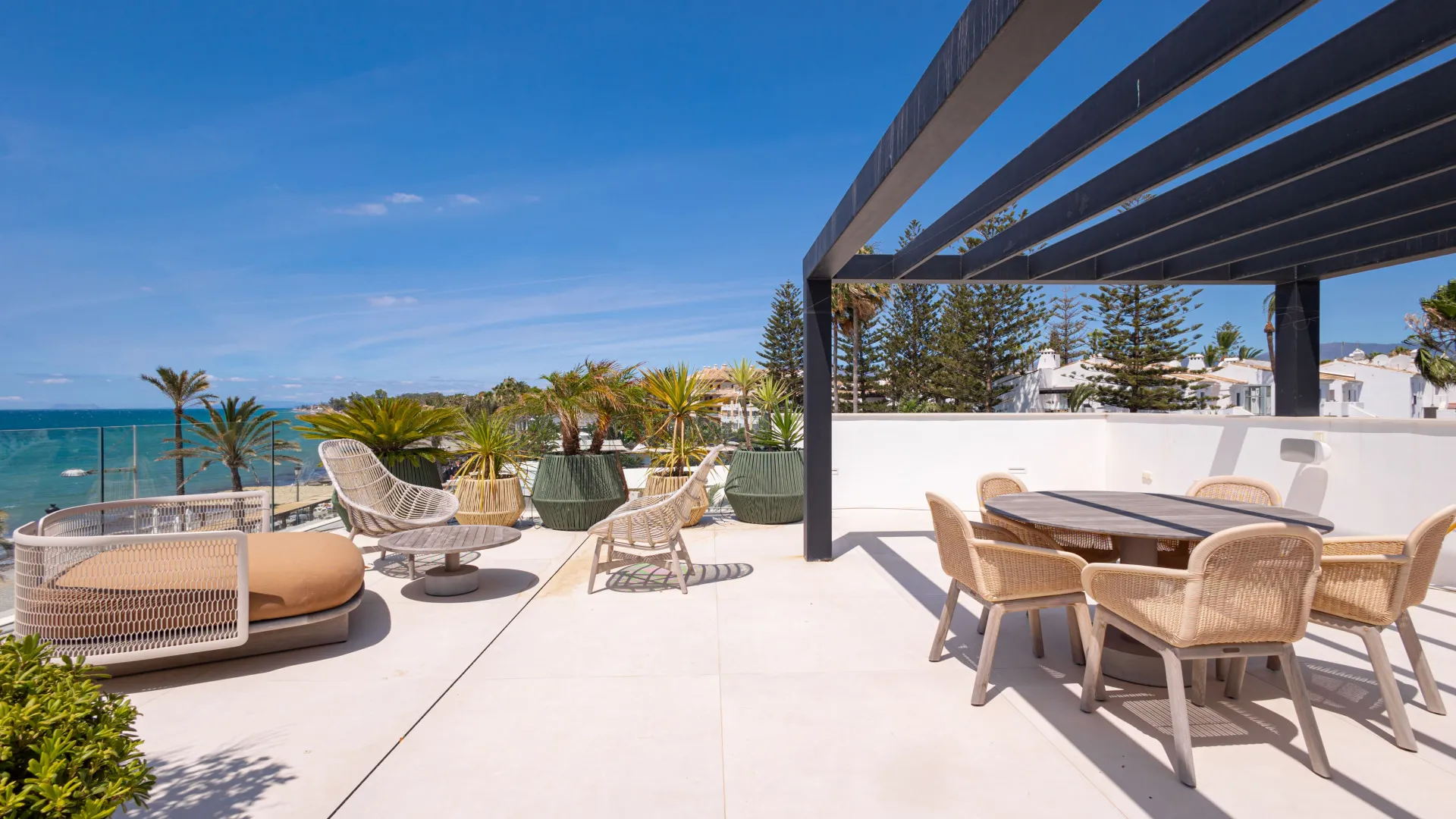 Comprar villa de 3 dormitorios en Cortijo Blanco