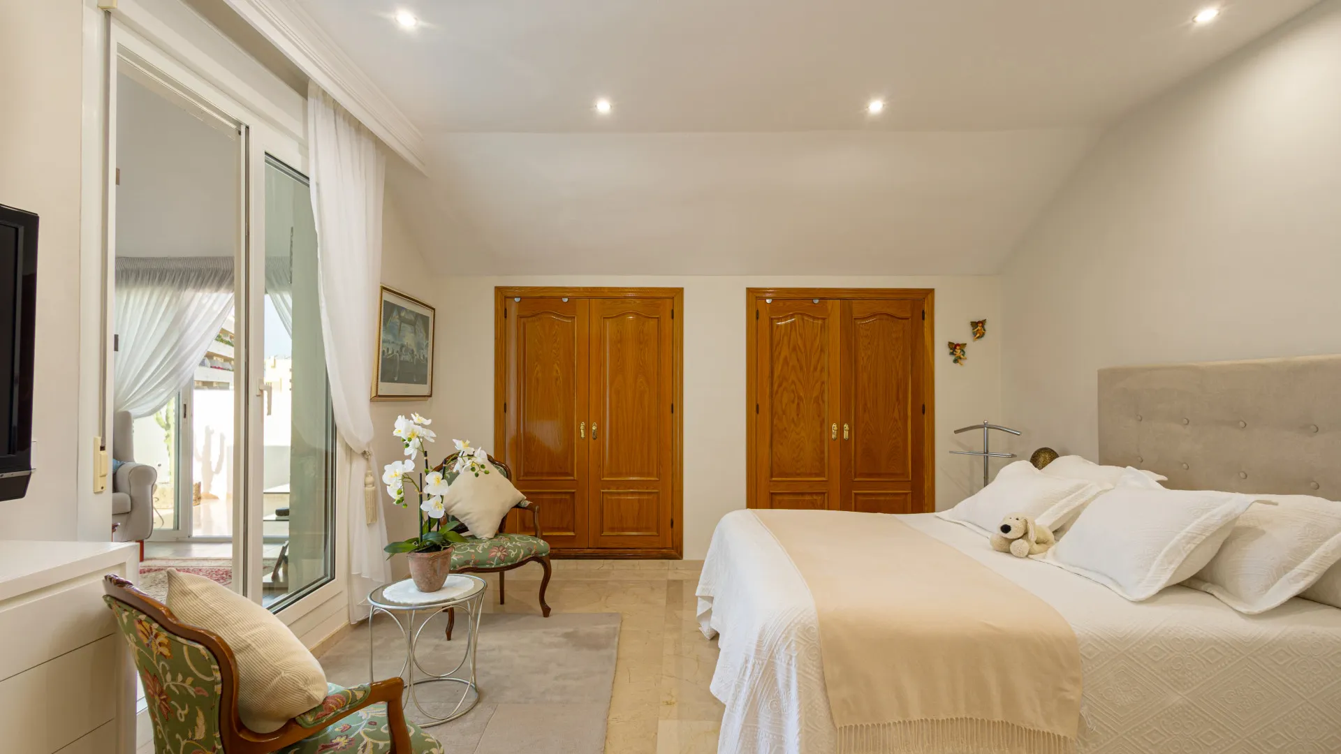 For sale 3 bedrooms duplex penthouse in Marbella Centro