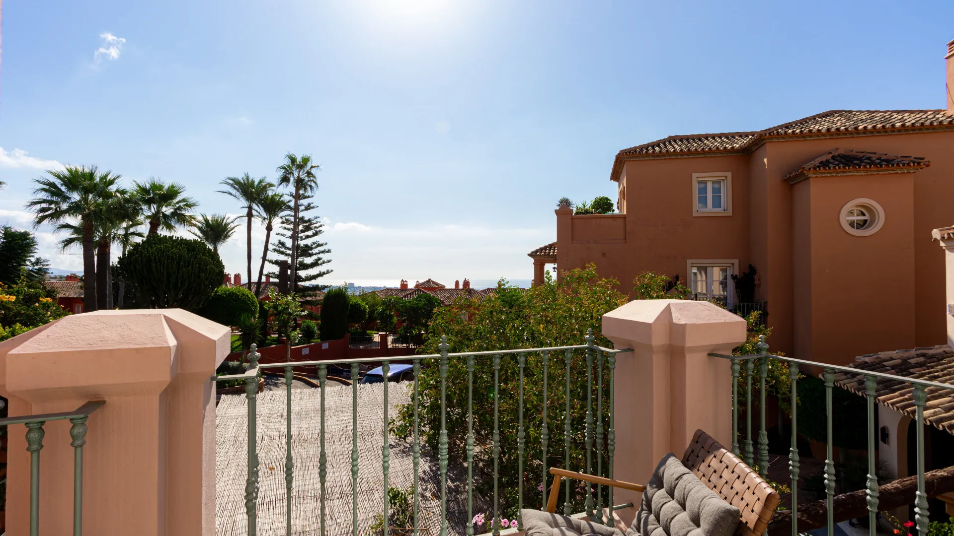 3 bedrooms semi detached house for sale in Benahavis