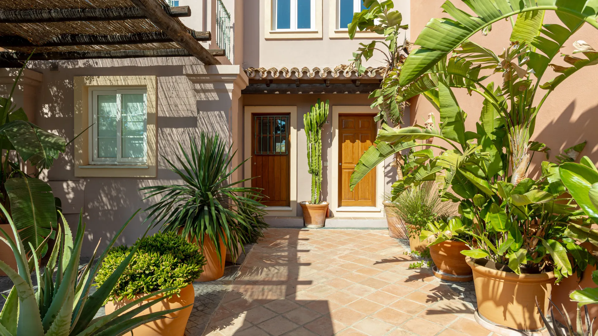 3 bedrooms semi detached house for sale in Benahavis