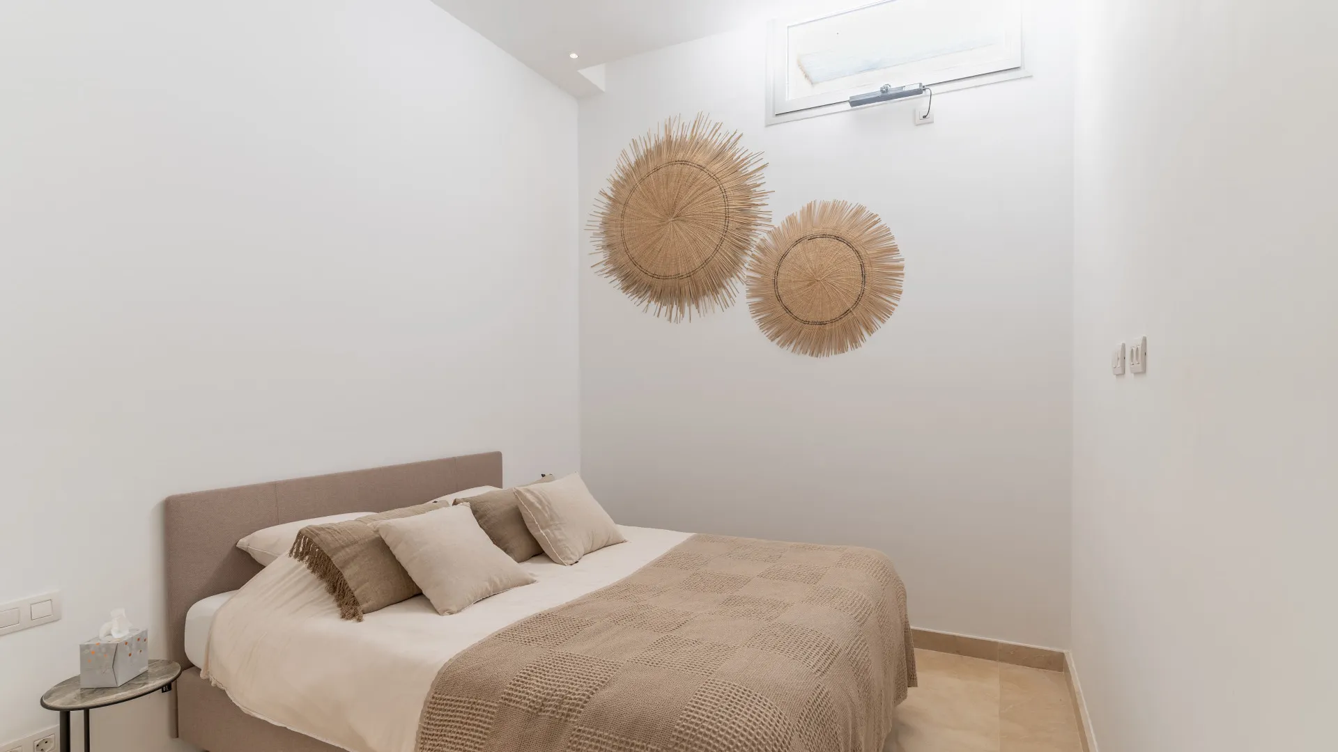 Comprar villa pareada de 4 dormitorios en La Finca de Marbella