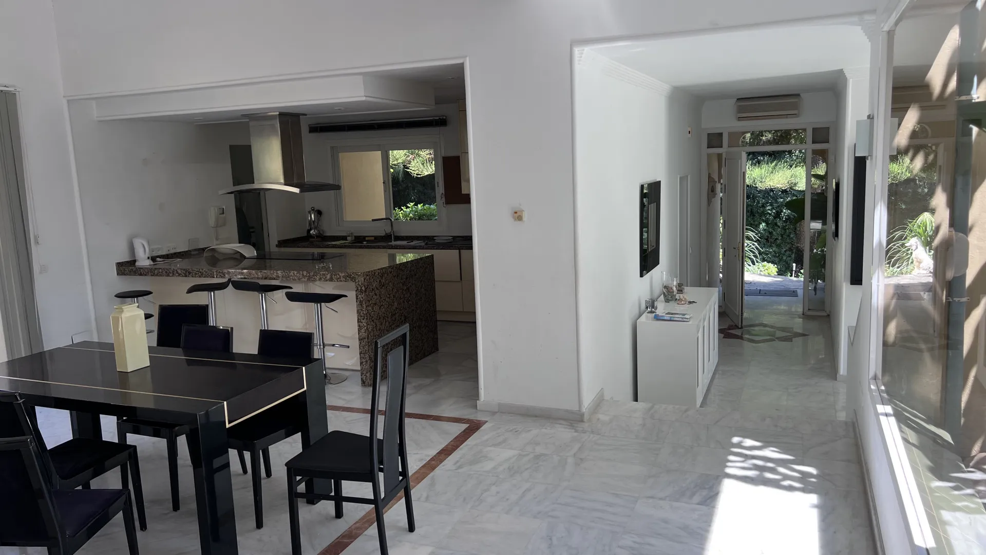 4 bedrooms villa in Bahia de Marbella for sale